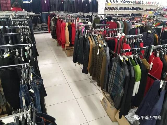 【萬福隆超市】迎新年，服裝鞋買三免一，超值優惠震撼來襲！